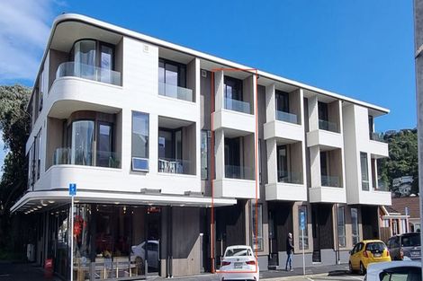 Photo of property in 216 The Parade, Island Bay, Wellington, 6023