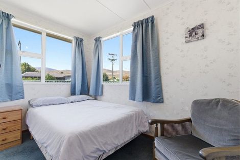 Photo of property in 11 Waitaki Drive East, Otematata, 9412