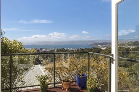 Photo of property in 47 Harbour View Road, Northland, Wellington, 6012