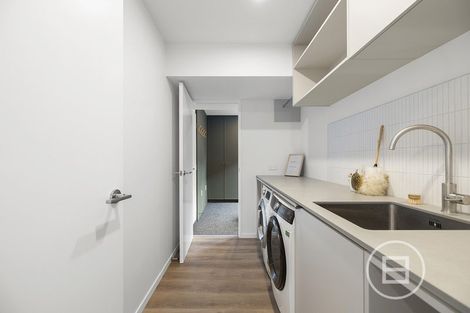 Photo of property in 6 Heuchan Lane, Wanaka, 9305