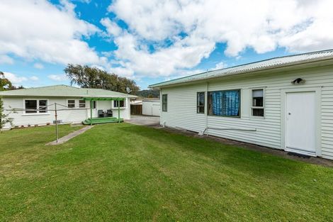 Photo of property in 51 Russell Road, Wainuiomata, Lower Hutt, 5014