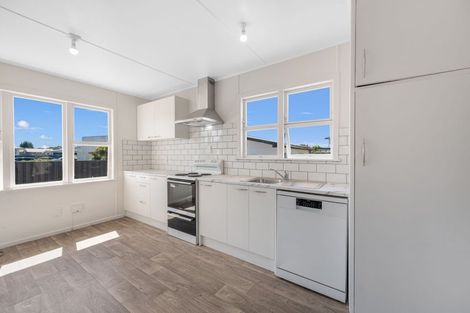 Photo of property in 52 Dover Road, Flaxmere, Hastings, 4120