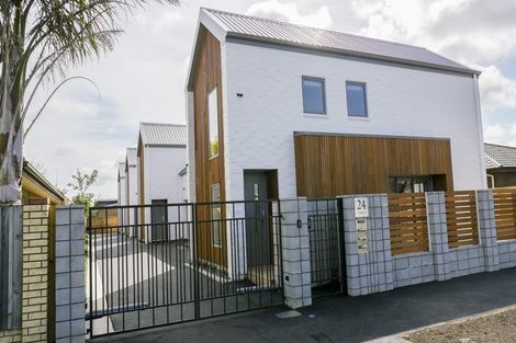 Photo of property in 24u4 Lyon Street, Frankton, Hamilton, 3204