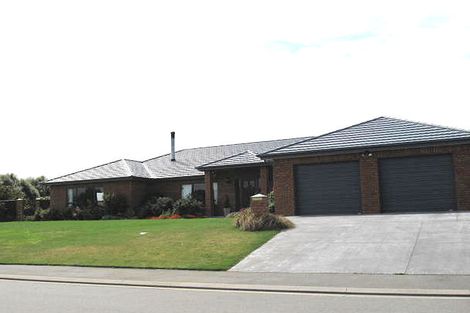 Photo of property in 50 Stonebridge Way, Prebbleton, 7604