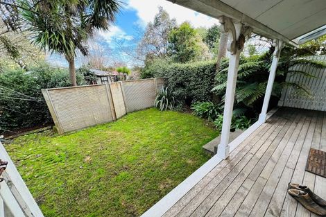 Photo of property in 2/12 Chislehurst Place, Bryndwr, Christchurch, 8052