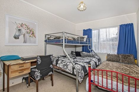 Photo of property in 2/24 Station Road, Takanini, 2112