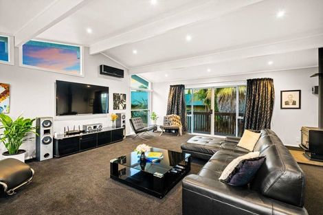 Photo of property in 112 Rathgar Road, Henderson, Auckland, 0610