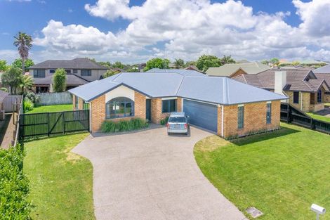 Photo of property in 61 Saint James Drive, Huntington, Hamilton, 3210