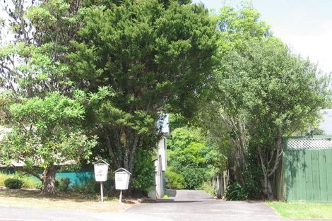 Photo of property in 1/32 Gatman Street, Birkdale, Auckland, 0626