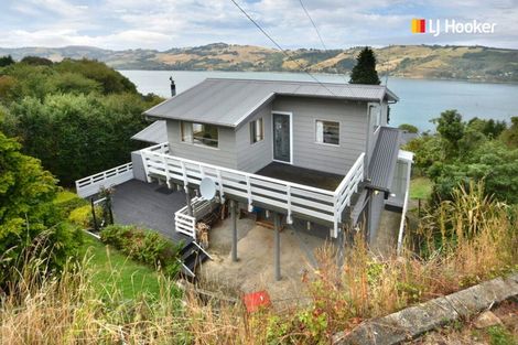 Photo of property in 16 Junction Road, Ravensbourne, Dunedin, 9022