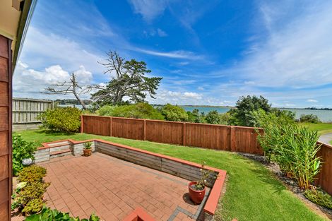 Photo of property in 28a Hoylake Place, Wattle Downs, Auckland, 2103
