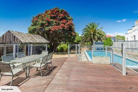 Photo of property in 16 Manly Street, Paraparaumu Beach, Paraparaumu, 5032
