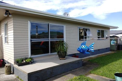 Photo of property in 58 Marlowe Street, Stoke, Nelson, 7011