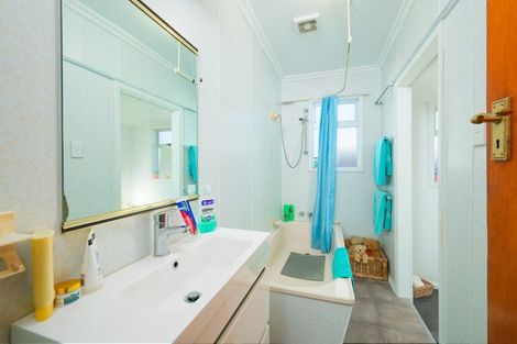 Photo of property in 2/132 Esplanade, Kaikoura, 7300