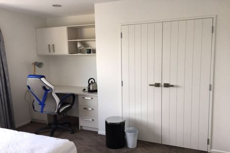 Photo of property in 38a Fairdene Avenue, Henderson, Auckland, 0610