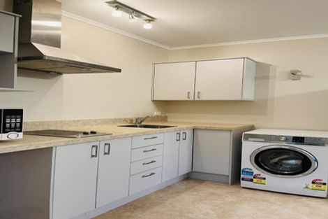 Photo of property in 11 Ridd Crescent, Karori, Wellington, 6012