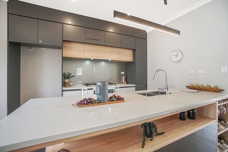 Photo of property in 26 Holcroft Street, Papakura, 2110