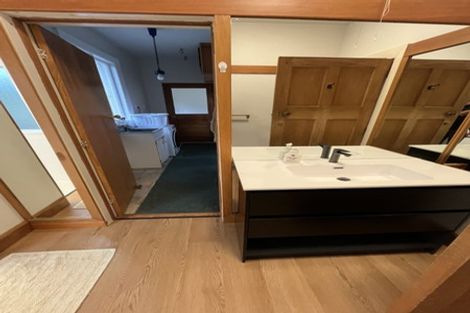 Photo of property in 24 Valley Road, Cashmere, Christchurch, 8022