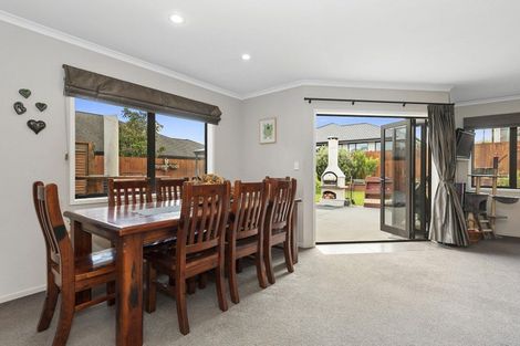 Photo of property in 3 Vantage Place, Flagstaff, Hamilton, 3210