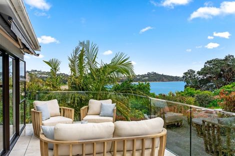Photo of property in 10 Ardern Avenue, Stanmore Bay, Whangaparaoa, 0932