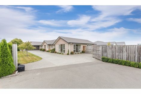 Photo of property in 18 Mcdermott Place, Halswell, Christchurch, 8025
