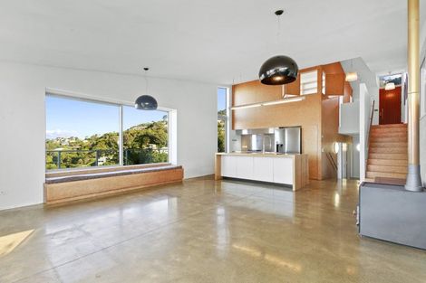 Photo of property in 13 Bella Vista, Melrose, Wellington, 6023