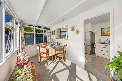 Photo of property in 22 Glamorgan Avenue, Tamatea, Napier, 4112