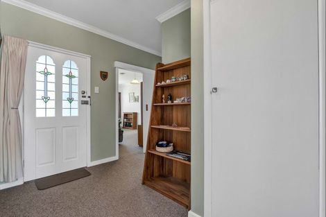 Photo of property in 125 Seaview Road, Westown, New Plymouth, 4310