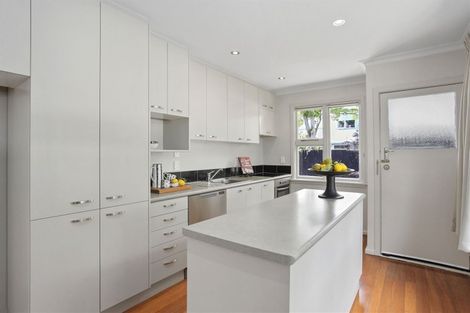 Photo of property in 3/84 Holly Road, St Albans, Christchurch, 8014