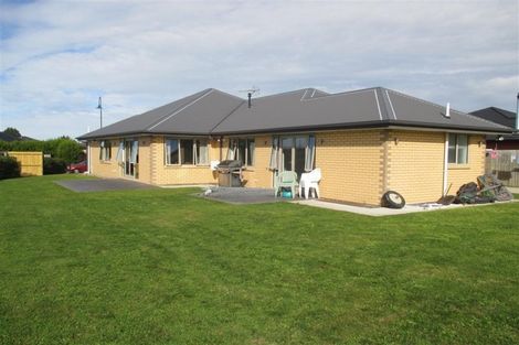 Photo of property in 71 Fairfield Way, Rolleston, 7614