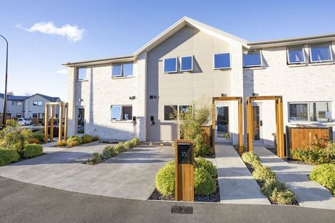 Photo of property in 2/5 Matata Place, Dallington, Christchurch, 8061