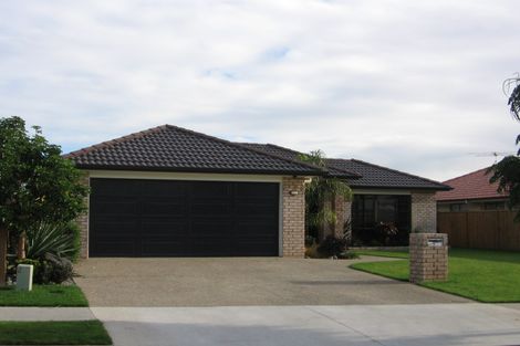 Photo of property in 7 Earlshall Drive, Flat Bush, Auckland, 2016