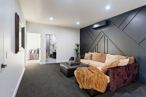 Photo of property in 8 Whio Place, Waikanae, 5036