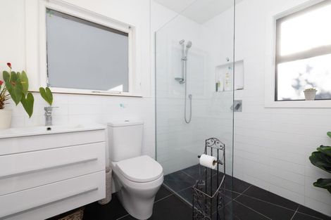 Photo of property in 90 Gillies Crescent, Waimarama, Havelock North, 4294