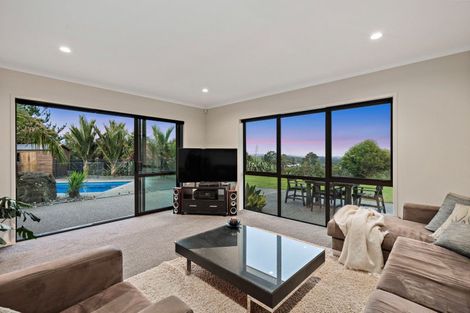 Photo of property in 827 Wainui Road, Wainui, Silverdale, 0994