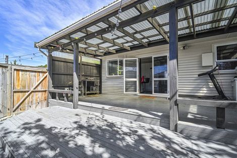 Photo of property in 18 Wycliffe Street, Onekawa, Napier, 4110