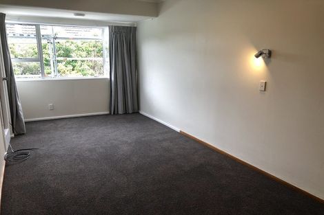 Photo of property in 18u2 Agra Crescent, Khandallah, Wellington, 6035