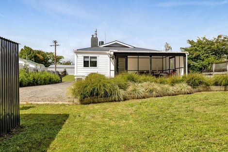 Photo of property in 6 Ford Street, Stratford, 4332