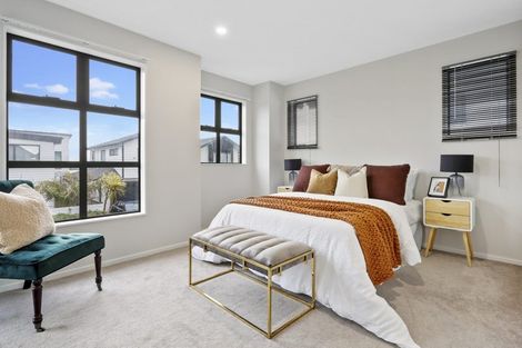 Photo of property in 3 Irving Place, Hobsonville, Auckland, 0616