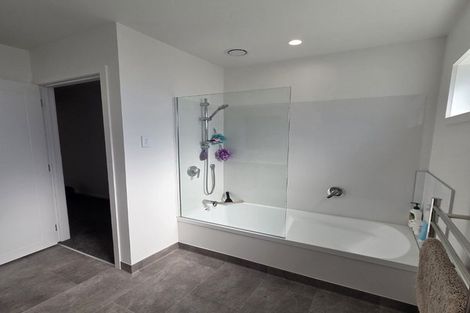 Photo of property in 9 Clyde Street, Ferndale, New Plymouth, 4310