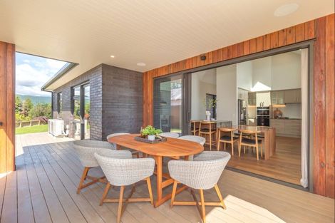Photo of property in 22 Phoenix Palms Grove, Levin, 5510