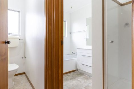 Photo of property in 4 Hinemoa Avenue, Taupo, 3330