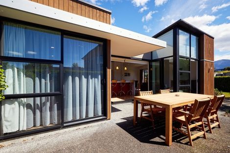 Photo of property in 1 Kersage Drive, Kaikoura Flat, Kaikoura, 7371