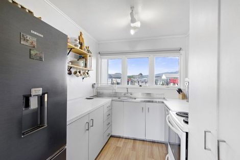 Photo of property in 8/6-8 Keys Street, Elderslea, Upper Hutt, 5018
