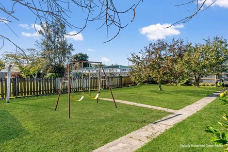 Photo of property in 35 De Lautour Road, Inner Kaiti, Gisborne, 4010