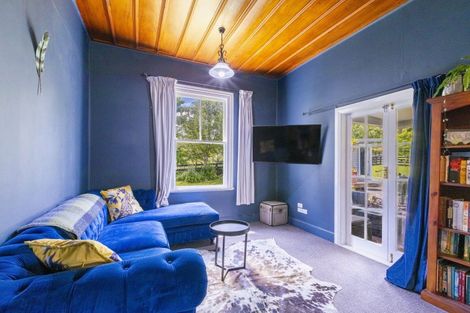 Photo of property in 15 Maharakeke Road, Waipukurau, 4281