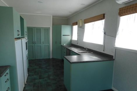 Photo of property in 62 Tannadyce Street, Strathmore Park, Wellington, 6022