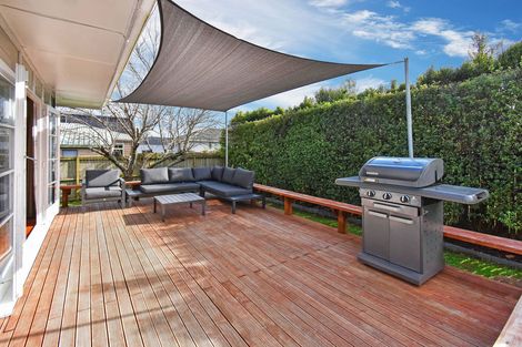 Photo of property in 2/16 View Road, Wairau Valley, Auckland, 0627