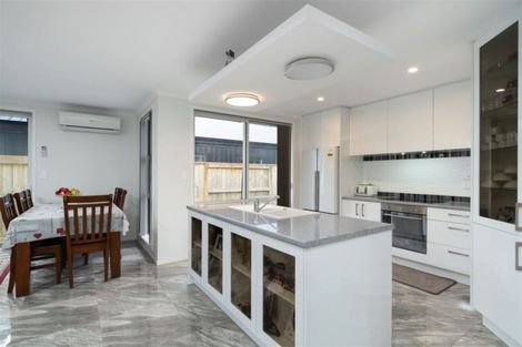Photo of property in 17 Pimelea Street, Papamoa Beach, Papamoa, 3118