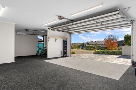 Photo of property in 8 Rosemary Place, Stoke, Nelson, 7011